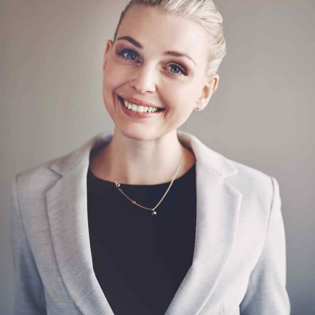 https://atomic-fx.com/wp-content/uploads/2021/06/img-team-04-640x640.jpg
